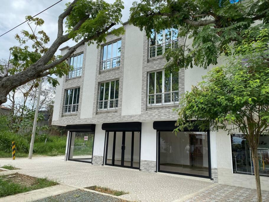 Lindo Apartamento Con Estacionamiento Buga Exterior photo
